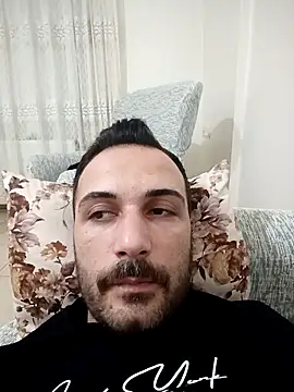modelturanist27 online show from 04/29/26, 11:33