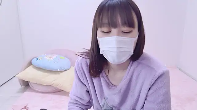 hi---chan- online show from 12/05/25, 07:32