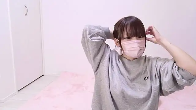 hi---chan- online show from 01/11/26, 12:04