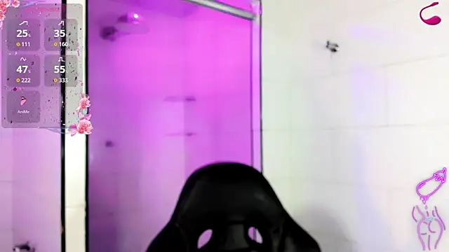 Snapshot of Victoria_Kastelo chatting on 10/21/25, 07:14 Victoria Kastelo online show from 10/21/25, 07:14