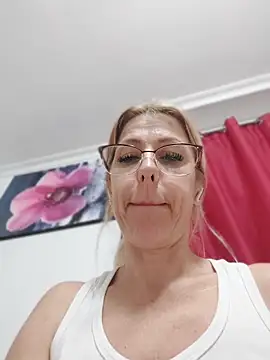 blondyruby online show from 03/05/26, 09:33