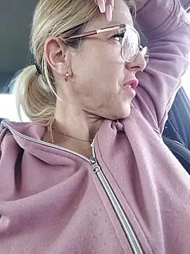 blondyruby online show from 04/20/26, 12:19