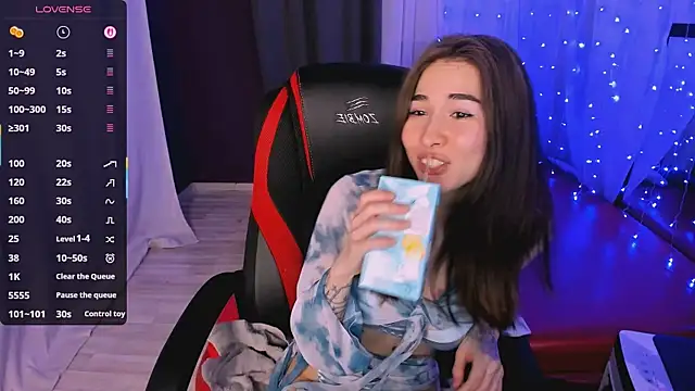 ashleyro1 online show from 02/18/26, 01:18