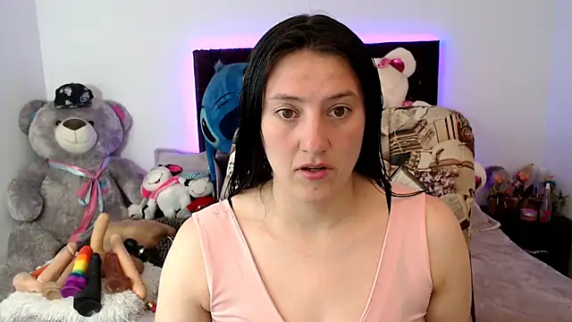 Lorenahot 06 online show from 11/14/25, 07:45