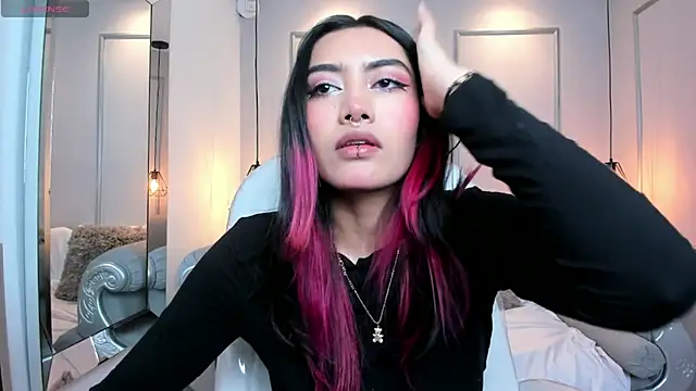 AzuraKindong online show from 01/27/25, 07:13