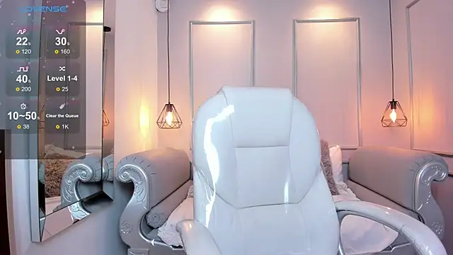 AzuraKindong online show from 03/06/25, 10:15