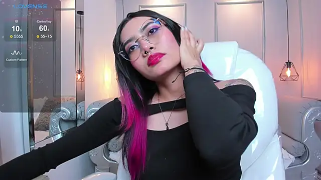 AzuraKindong online show from 03/07/25, 10:32