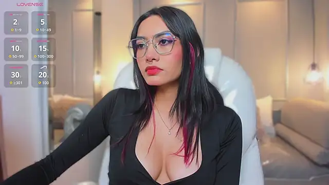 AzuraKindong online show from 02/03/26, 07:19