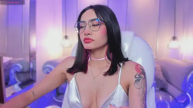 AzuraKindong online show from 03/06/26, 07:32