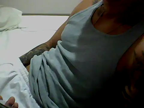 Skater29xx2 online show from 01/18/25, 11:22