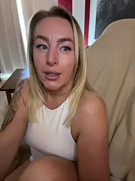 Snapshot of ChristyAdair chatting on 01/20/25, 03:28 ChristyAdair online show from 01/20/25, 03:28