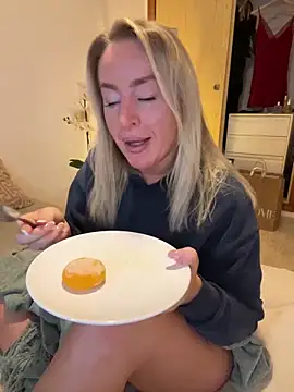 Snapshot of ChristyAdair chatting on 01/24/25, 07:28 ChristyAdair online show from 01/24/25, 07:28