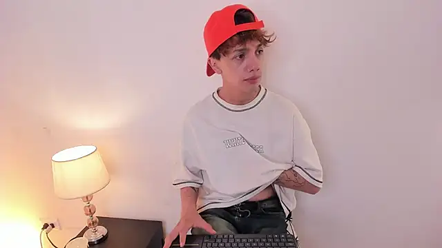 Tomy Rox online show from 09/08/25, 07:13