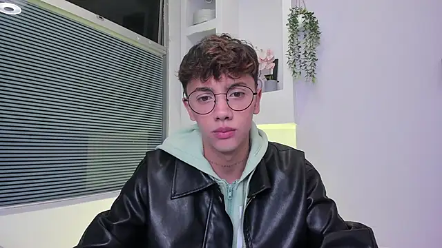 Tomy Rox online show from 03/29/26, 03:28