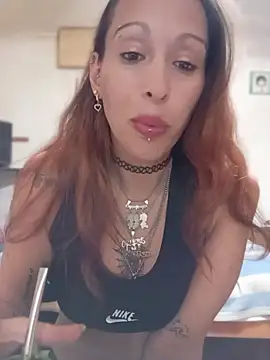 Snapshot of Zorrita_Fox chatting on 06/04/26, 01:00 Zorrita Fox online show from 06/04/26, 01:00