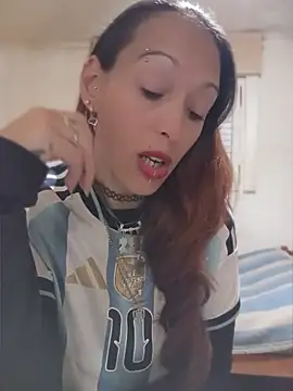 Snapshot of Zorrita_Fox chatting on 06/16/26, 12:24 Zorrita Fox online show from 06/16/26, 12:24