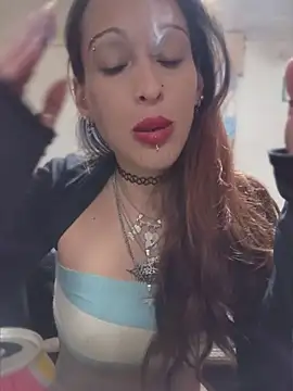 Snapshot of Zorrita_Fox chatting on 07/08/26, 12:26 Zorrita Fox online show from 07/08/26, 12:26