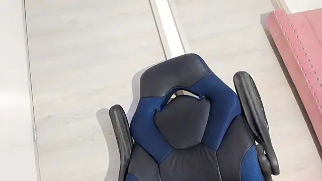 Snapshot of Madi_hotgod chatting on 01/08/25, 02:35 Madi hotgod online show from 01/08/25, 02:35