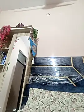 Husnpari20 online show from 03/23/26, 05:33