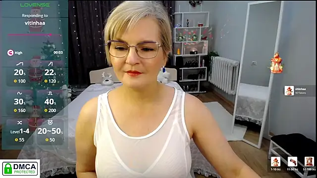 BlondeBrilliant7 online show from 12/21/25, 07:48