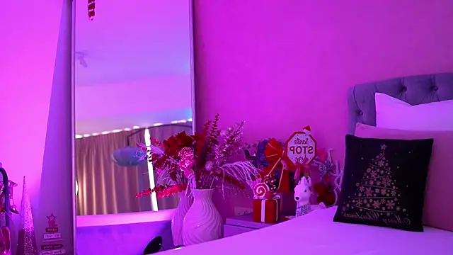 FrancescaMcGray online show from 01/13/26, 09:25