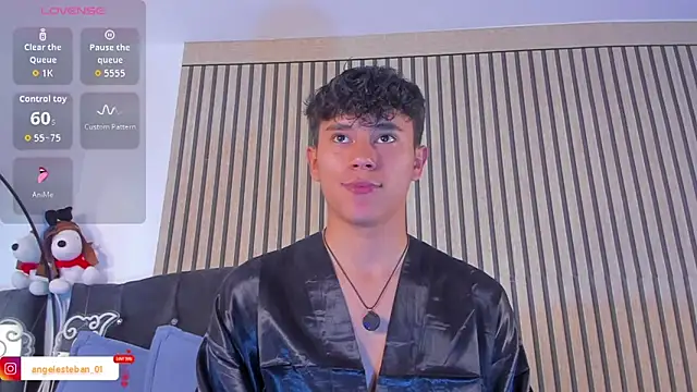 Angel esteban fx online show from 03/11/26, 07:53