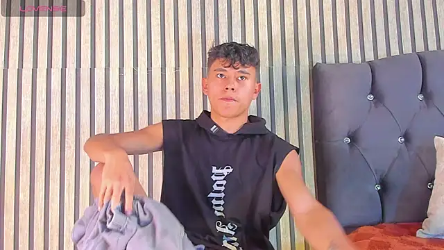 Angel esteban fx online show from 06/06/26, 06:01