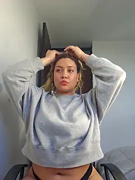 Lufer doll online show from 01/16/26, 10:36