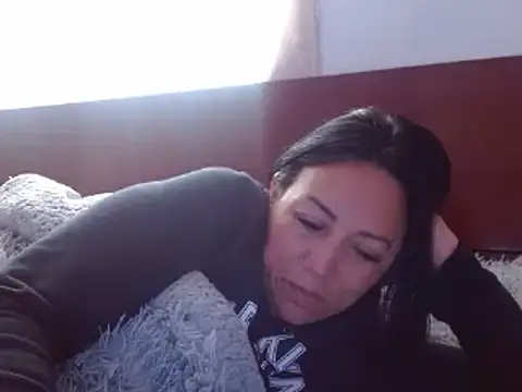 Laura martin  online show from 02/15/25, 12:33