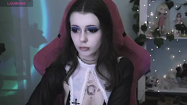 prettybones online show from 04/16/26, 12:33