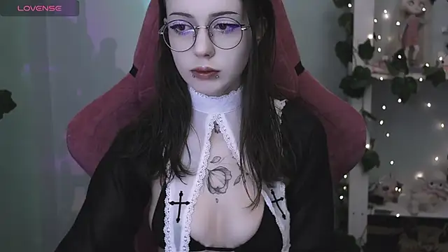 prettybones online show from 04/21/26, 07:58