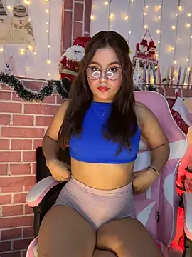 Juanelopez1 online show from 12/04/25, 03:38