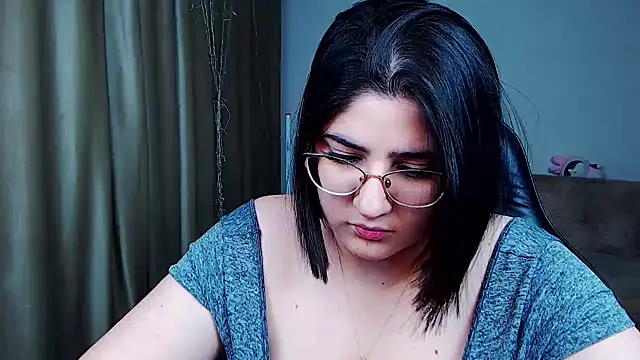 Crazy Bunya online show from 12/06/24, 01:44