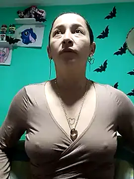 emilypoppy3 online show from 01/09/25, 02:18