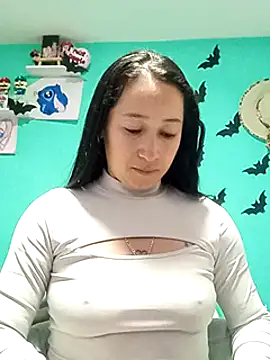 emilypoppy3 online show from 02/05/25, 01:44