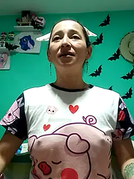 emilypoppy3 online show from 02/17/25, 10:03