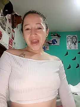 emilypoppy3 online show from 09/24/25, 01:31