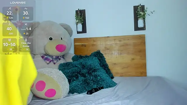 Snapshot of Sabba_sajjad chatting on 11/23/25, 07:13 Sabba sajjad online show from 11/23/25, 07:13