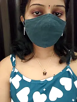 Angleannie online show from 04/05/26, 05:54