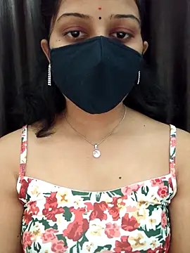 Angleannie online show from 04/08/26, 04:29