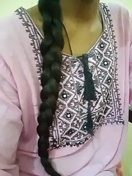 Snapshot of Kumkum_36 chatting on 02/04/25, 07:40 Kumkum 36 online show from 02/04/25, 07:40