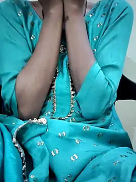Snapshot of Kumkum_36 chatting on 03/02/25, 11:39 Kumkum 36 online show from 03/02/25, 11:39