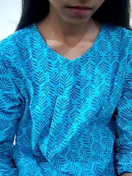 Snapshot of Kumkum_36 chatting on 03/07/25, 04:57 Kumkum 36 online show from 03/07/25, 04:57