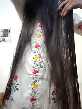 Snapshot of Kumkum_36 chatting on 03/09/25, 08:29 Kumkum 36 online show from 03/09/25, 08:29