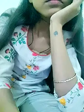 Snapshot of Kumkum_36 chatting on 03/21/25, 10:50 Kumkum 36 online show from 03/21/25, 10:50