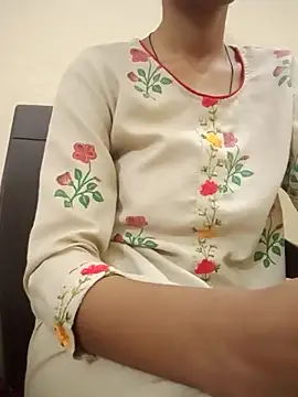 Snapshot of Kumkum_36 chatting on 09/30/25, 04:39 Kumkum 36 online show from 09/30/25, 04:39