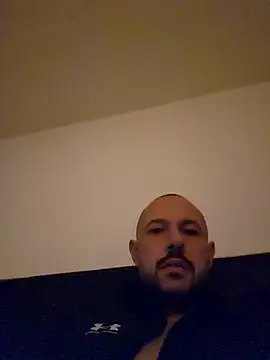 Guitccch online show from 11/26/25, 04:46