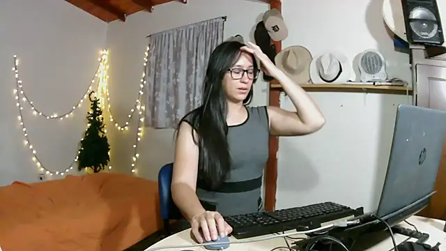 brittanycheeks online show from 09/14/25, 11:15