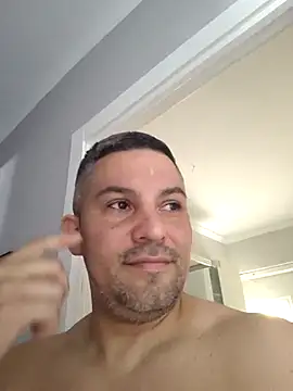 Snapshot of antonioM84 chatting on 03/06/25, 11:47 antonioM84 online show from 03/06/25, 11:47