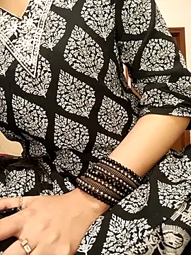 Snapshot of Ruchi-34 chatting on 07/14/26, 02:16 Ruchi-34 online show from 07/14/26, 02:16
